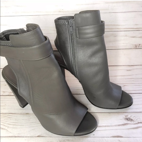 VINCE Brigham 9M Graphite Gray Ankle Booties - Picture 5 of 8